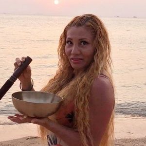 Meet your Posher, Veronica